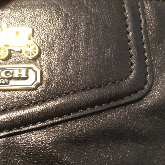 Used coach crossbody black style #44384 - Picture 2 of 8